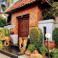 Bali Style Luxury 400sqm Semi-4BED POOL VILLA near Beach & Walking Street