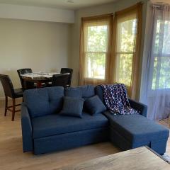 A Great Day in Newark - Elite 3 BR Sunny Retreat