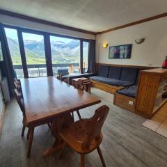 Spacieux appartement 10 pers., skis aux pieds, balcon sud, Tignes Le Lac - FR-1-502-488