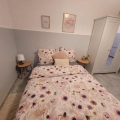 Petite Maison avec son jardin et accès indépendant à 14 mn de paris