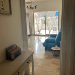 Grand studio à 2mn du port et 40mn des pistes de ski