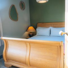 The Hideaway - Stratford Upon Avon - Central - Free Offstreet Parking
