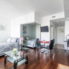 NewDowntown Condo by UnionStationScotiaArena