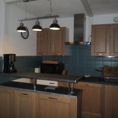 Studio 4 pers, balcon sud, parking, face pistes - FR-1-404-352