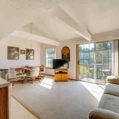 3 Mi to Branson Strip Condo with Golf Course View!