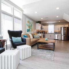 Lux finishes 4 bedroom DSM home Great location