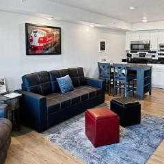 Walk to Landing and convention center beautiful