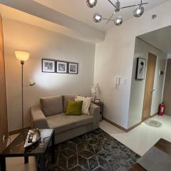 Cozy Space in Makati - Margareth Suite