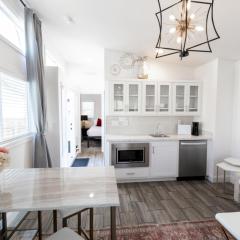 Elegant Courtyard Cottage Ruby