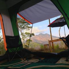 ' Kintamani Adventures' Nature,'s back drop, picnic delight '