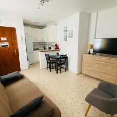 Apartamento Conil Centro y Playa, descanso perfecto, con aire acondicionado y WIFI