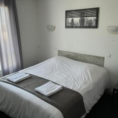 Hôtel Le Lyon Vert Commentry