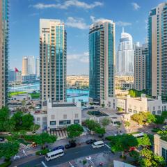 Downtown Dubai - 2 Bed 3 Bath Flat - Views of the Burj & Fountains