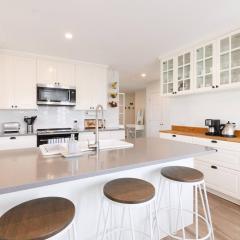 Your Halifornian Home Trendy 3 Bedroom Flat