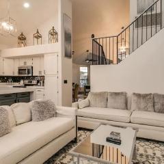 Newly Renovated 4 Bedroom Retreat wPool