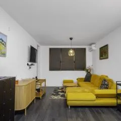 Cozy 1BD Flat Close to the City Center by Flat Mаnager