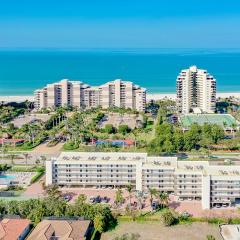 Top Floor 2 Bed Condo I Close Walk to Beach