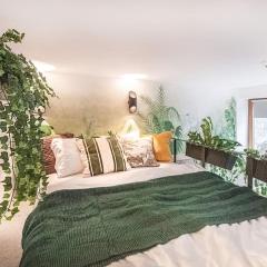 Jungle in Vilnius City Center by URBAN RENT