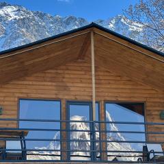 Elia Hut Kazbegi