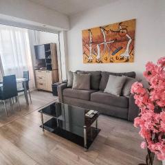 Tres jolie STUDIO A 2 MINUTES DE LA PLAGE ET DU PORT DE Fréjus secteur base nature