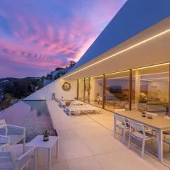 Villa Roca Blanca by Abahana Luxe