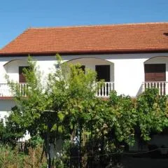 Apartments Miljenko
