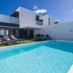 Villa La Costa Private Pool La Oliva By Holidays Home