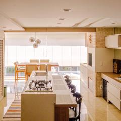 Luxury at the beach!Wi-Fi500Mpbs