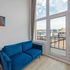 Mini Loft 1 BD Apt by Domvia