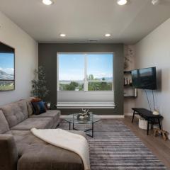 Cinnabar Suite - Mountain Views