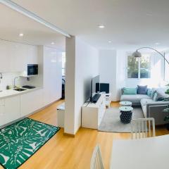 Cozy Cascais 3 Bed 2 Bath