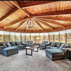 The HYLANDS - Stunning Unique Mountain Home - Spa