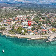 Beautiful Home In Sibenik-Brodarica