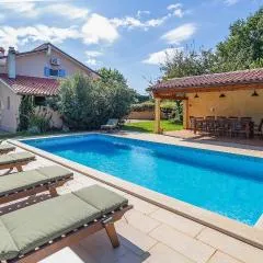 Holiday Home Pazin 07