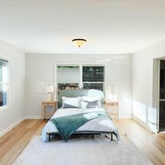 Newly Furnished Retreat 5 Min to Stanford & Downtown Palo Alto