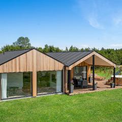 3 Bedroom Stunning Home In Jerup