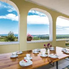 Three-Bedroom Apartment In Slivnica
