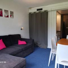 Studio skis aux pieds pour 4 pers. à Arc 1800 - FR-1-411-952