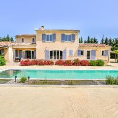 Beautiful Home In Eyragues