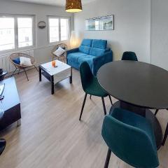 Cozy Apartment In Royan With Wifi