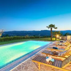 Villa Analucija