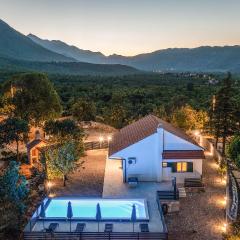 2 Bedroom Nice Home In Rascane