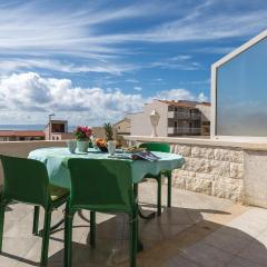Two-Bedroom Apartment Makarska With Sea View 02