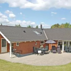 Holiday Home Bogo By 34 With Hot Tub