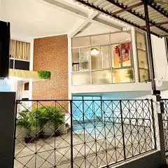 Coco House Sukhumvit 1, BTS ploenchit