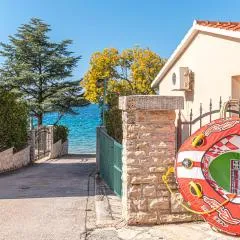 Awesome Apartment In Sibenik With Wifi