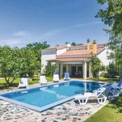 Gorgeous Home In Rastane Donje