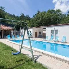 Lovely Home In Kucice