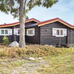 Three-Bedroom Holiday Home In Sjusjoen