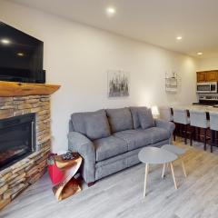 Cedar Lodge Escape at Whitetail townhomes